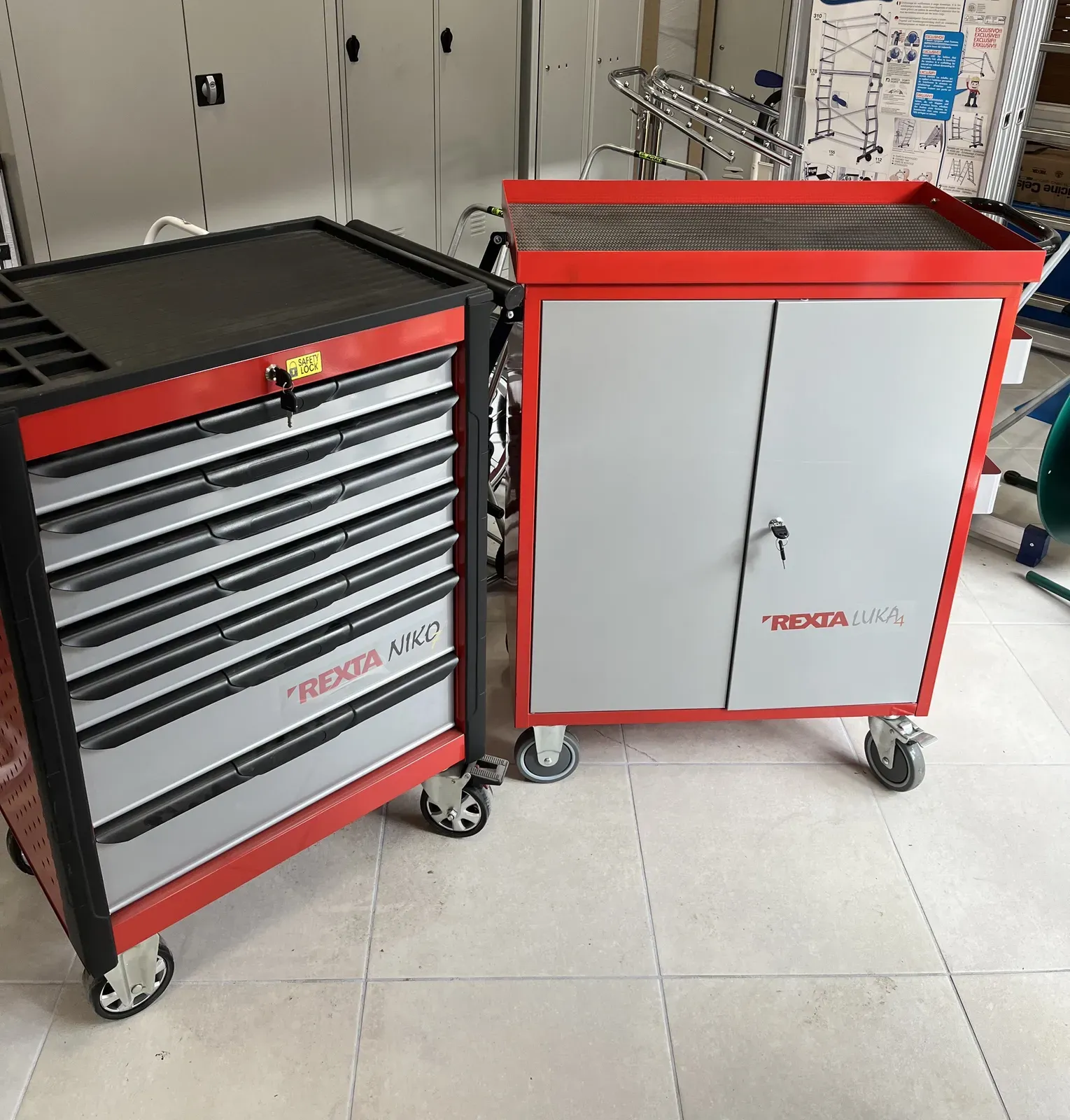 Carrello portautensili a cassetti